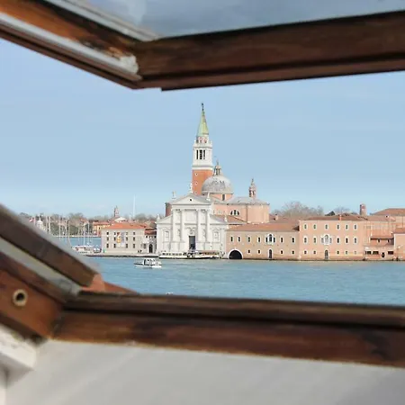 Mimi's Loft Апартаменты