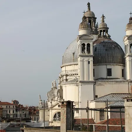 Апартаменты Mimi's Loft