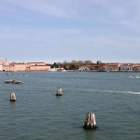 Mimi's Loft Lägenhet Venedig